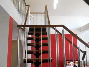Scari interior pret bun!