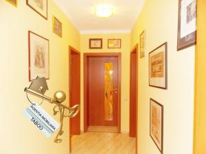 Casa de vanzare ,   zona Milea
