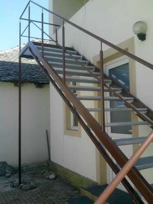 trepte gratar scari exterioare
