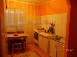 Casa Lux,   vinde apartament 2 camere,   zona Nicolina