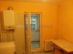 Casa Lux,   vinde apartament 2 camere,   zona Nicolina2