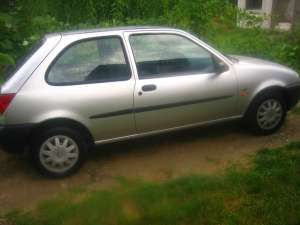 DEZMEMBREZ FORD FIESTA 1.3 B