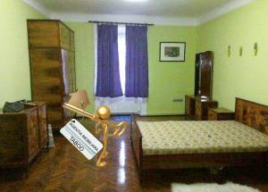 Se inchiriaza apartament cu 2 camere ,   zona Orasul Vechi