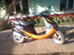 vand scuter kymco zx50 de 49cm