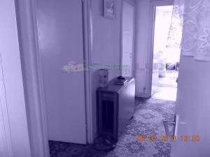 Casa Lux,   vinde apartament 3 camere,   Podu Ros