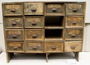 Restaurare mobilier,  tapiseri Brasov
