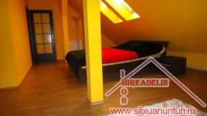 URGENT!!! VAND AP. 2 CAMERE LA MANSARDA,     LAZARET