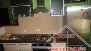 URGENT!!! VAND AP. 2 CAMERE LA MANSARDA,     LAZARET