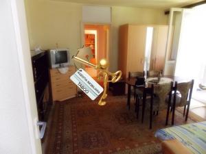 Se vinde un apartament cu 2 camere ,   Rahovei