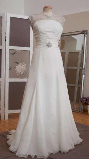 Rochie de mireasa argintata