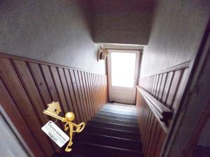 Se vinde un apartament cu 2 camere ,   zona Alba Iulia