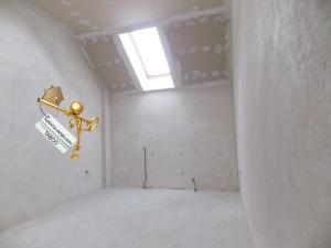 Se vinde un apartament cu 2 camere ,   zona Strand