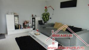 VAND CASA 3 CAMERE,   GUSTERITA
