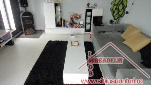 VAND CASA 3 CAMERE,   GUSTERITA
