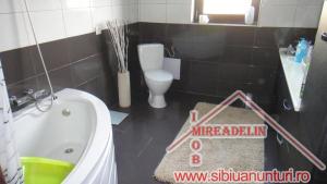 VAND CASA 3 CAMERE,   GUSTERITA