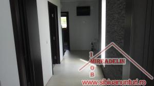 VAND CASA 3 CAMERE,   GUSTERITA