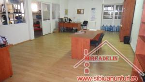 : INCHIRIEZ SHOWROOM,    ZONA CENTRALA