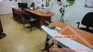 : INCHIRIEZ SHOWROOM,    ZONA CENTRALA