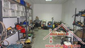 : INCHIRIEZ SHOWROOM,    ZONA CENTRALA