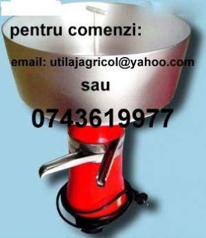 Separator de smantana electric