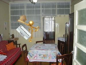 Se vinde un apartament cu 2 camere,   zona Ultracentrala