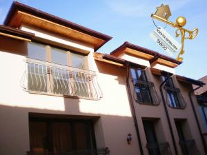 Se vinde un apartament cu 2 camere . Turnisor
