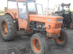 TRACTOARE -COMBINE -PRESA-GREBLE-PIESE