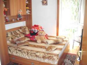 PARTICULAR,    3 camere in zona TITAN � Potcoava , 