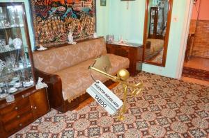 SE VINDE UN APARTAMENT CU 3 CAMERE,   VASILE AARON