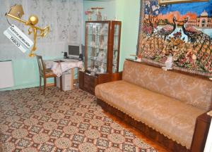 SE VINDE UN APARTAMENT CU 3 CAMERE,   VASILE AARON
