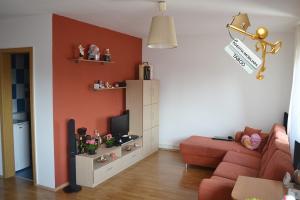Apartament cu 3 camere ,  zona Turnisor