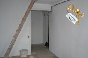 Se vinde un apartament cu 3 camere ,   zona Rahovei