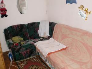 Apartament cu 3 camere ,   Cedonia