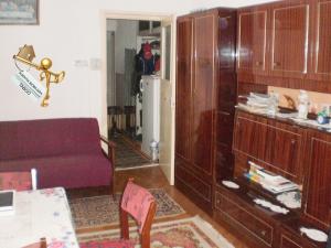 Apartament cu 3 camere ,   Cedonia