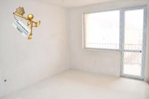 Apartament cu 3 camere ,   zona Interex
