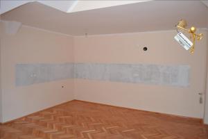 Apartament cu 3 camere ,   zona B-dul Victoriei