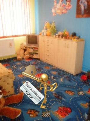 Apartament cu 3 camere ,   de vanzare ,   zona Hipodrom 3
