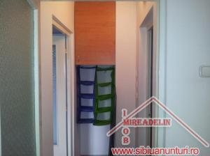 INCHIRIEZ APARTAMENT 4 CAMERE,  ZONA GARII