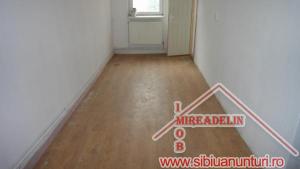INCHIRIEZ SPATIU COMERCIAL,   50 mp,   CEDONIA