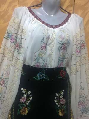 COSTUM POPULAR
