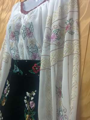 COSTUM POPULAR