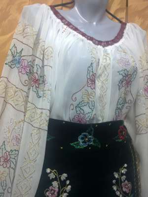COSTUM POPULAR
