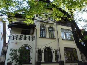 Apartament in vila - semidecomandat - Cotroceni