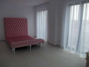 Apartament in bloc - 3 camere - Aviatorilor