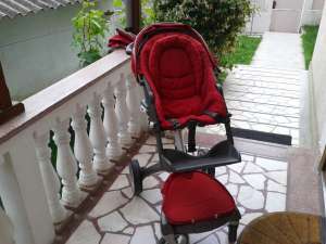 carucior stokke  si scaun auto si scaun de masa chicco