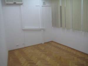 Apartament in bloc - 6 camere - Universitate