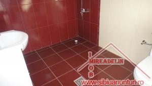 INCHIRIEZ APARTAMENT 3 CAMERE,   ZONA PIATA CLUJ
