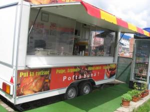 Vand rulota fast food 2008 complet utilata 0725463064