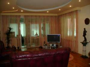 Zona Decebal-Vila (P+1+M)