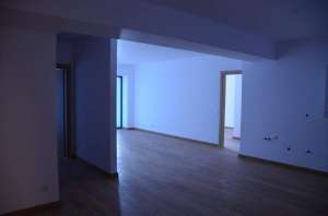 Apartament cu 3 camere - zona Barbu Vacarescu